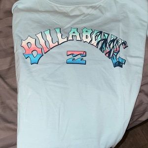 BILLABONG T SHIRT
